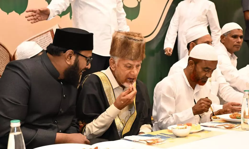 AP Govt to Clear Pending Dues of Imams and Mouzams; Committed to Minority Welfare: CM Chandrababu Naidu