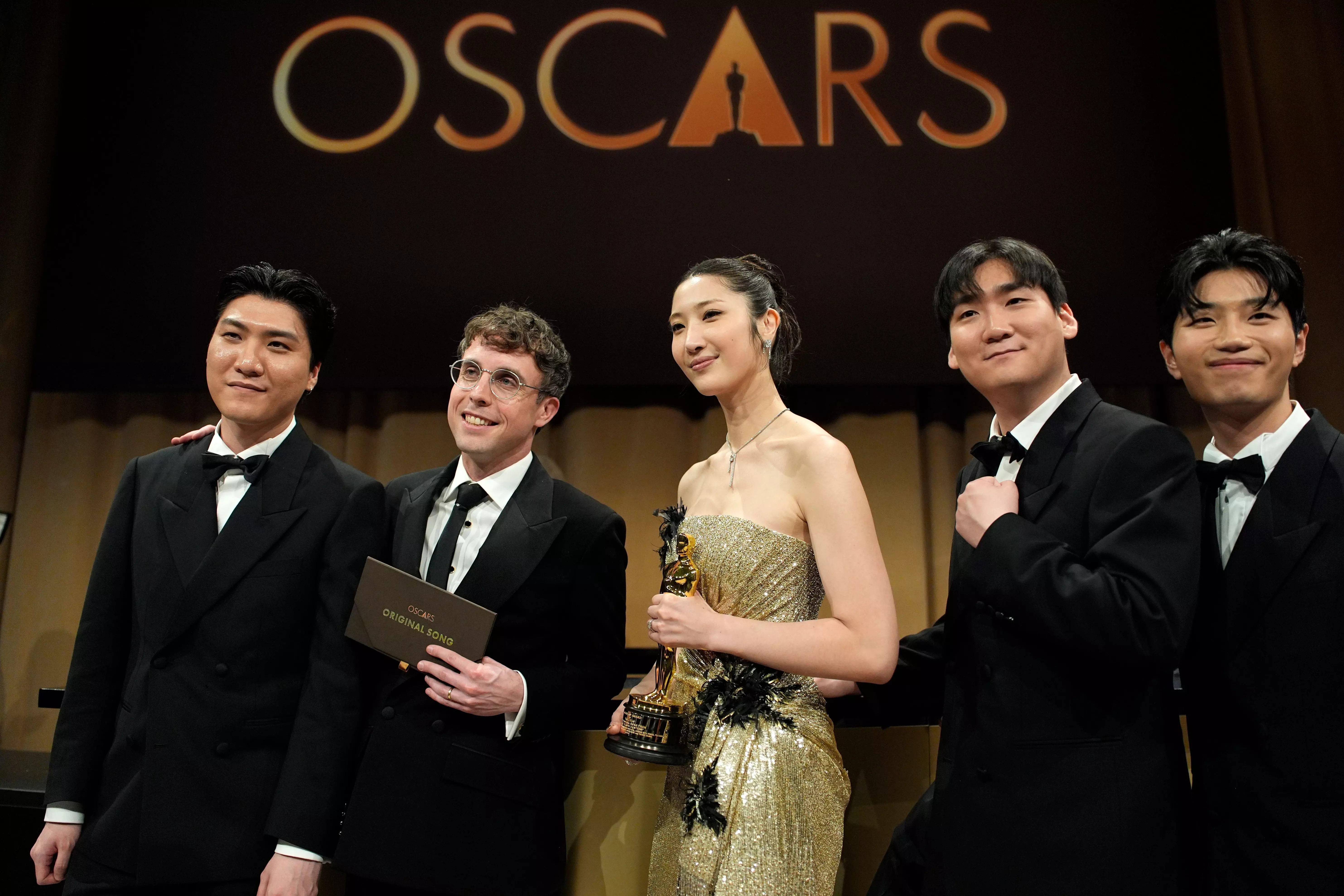 KPop Demon Hunters Speech Cut Off at Oscars; Racism Alleged KPop Demon Hunters Speech Cut Off at Oscars; Racism Alleged