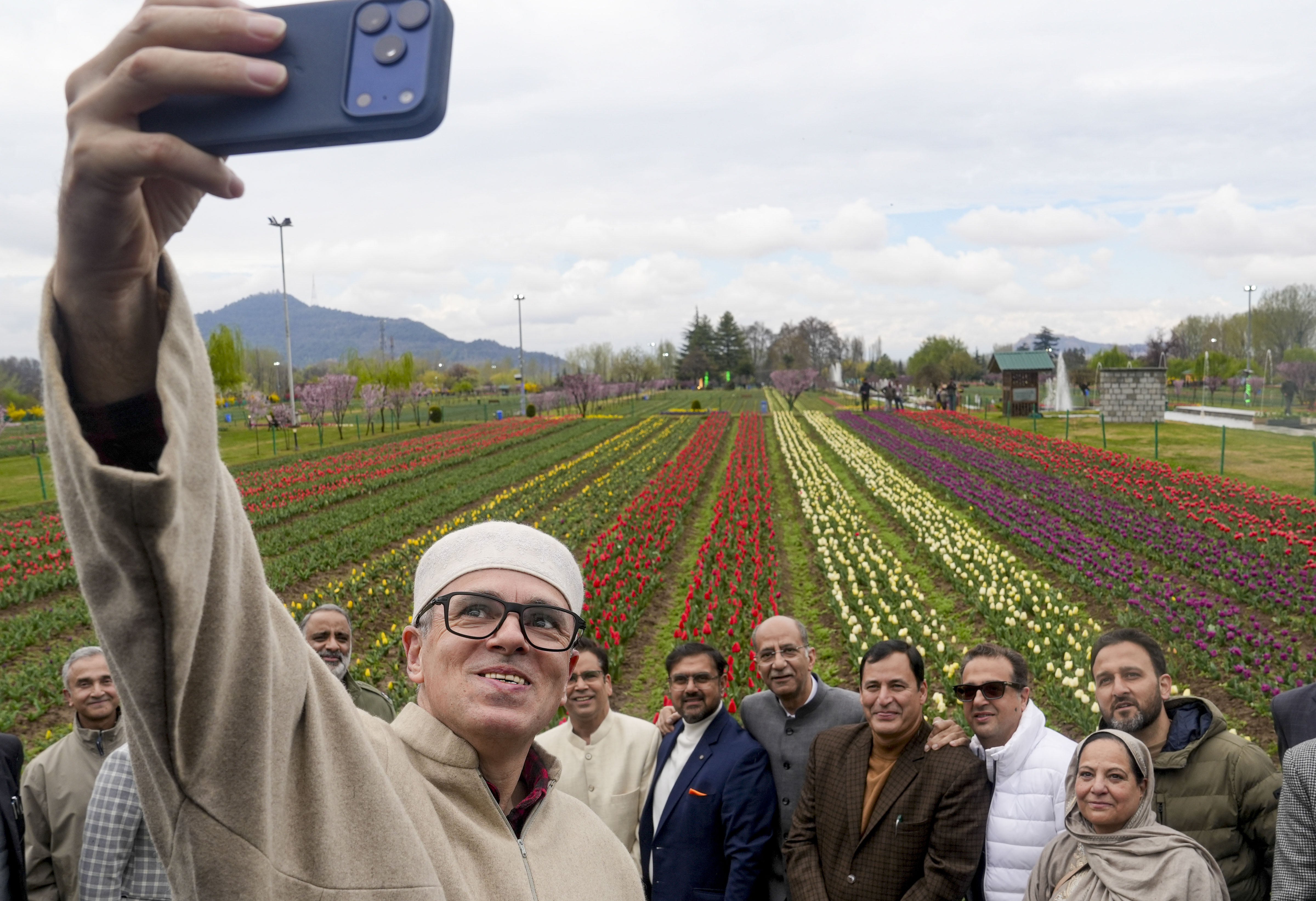 Omar Abdullah Opens Asia's Largest Tulip Garden in Srinagar to Visitors