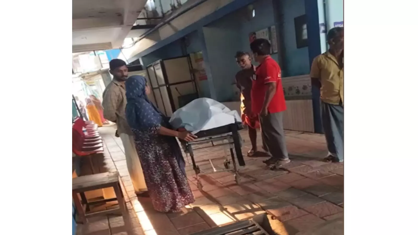 Kerala: Woman Hacked to Death by Mother-in-law Over Serving Tea Kerala: Woman Hacked to Death by Mother-in-law Over Serving Tea