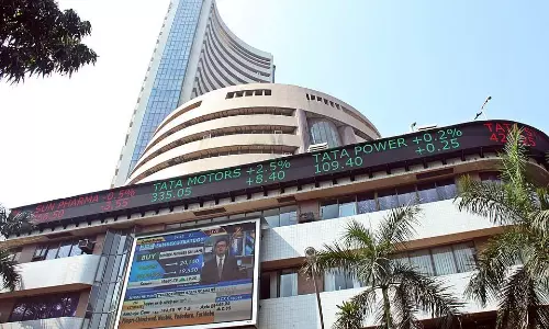 Sensex, Nifty Rebound, Rupee Marginally Up From Record Low on RBI Intervention
