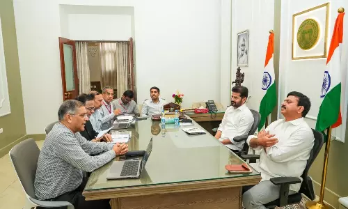 CM Revanth Reddy, Arvind Subramanian Discuss State Finances