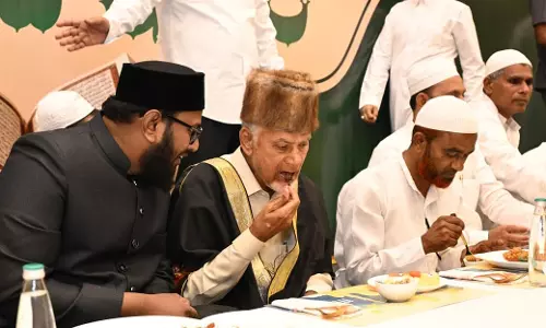 AP Govt to Clear Pending Dues of Imams and Mouzams; Committed to Minority Welfare: CM Chandrababu Naidu AP Govt to Clear Pending Dues of Imams and Mouzams; Committed to Minority Welfare: CM Chandrababu Naidu