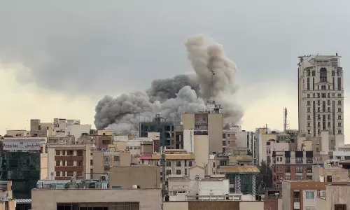 In War-Torn Iran Air Pollution Unleashes Invisible Health Threats