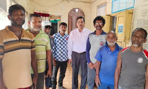 Mid-Sea Drift: ICG Rescues Stranded Vizag Fishermen Using Transponder Data Mid-Sea Drift: ICG Rescues Stranded Vizag Fishermen Using Transponder Data