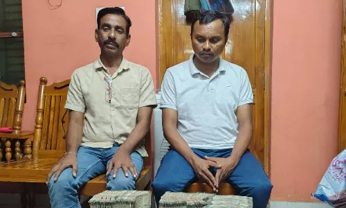 Excise Inspector, Teacher Held In Disproportionate Assets Case, ₹20 Lakh Cash Seized