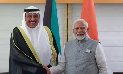 Modi Greets Kuwait Crown Prince for Id, Calls for Safe Navigation