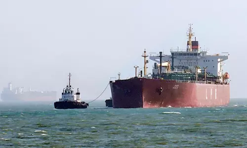 Iran Weighs Taxing Hormuz Strait Passage