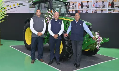 John Deere Unveils 5130M Tractor, Showcases Smart Farming Tech in India John Deere Unveils 5130M Tractor, Showcases Smart Farming Tech in India