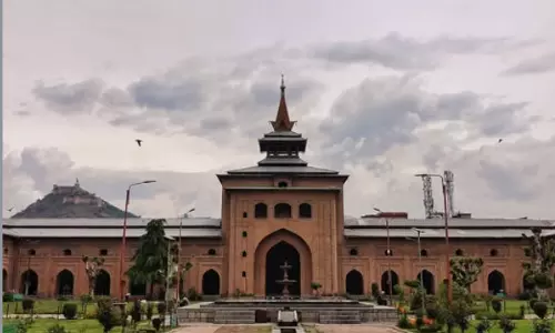 Srinagar Jama Masjid Witnesses First Jumat-Ul-Vida Congregation in 7 Years