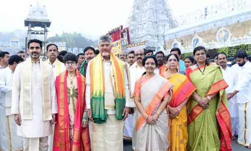 Naidu Offers Special Prayers in Tirumala with Family