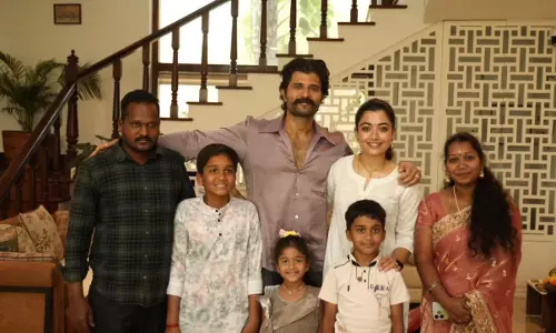 Vijay Deverakonda, Rashmika Treat Little Fan to Cute Hospitality