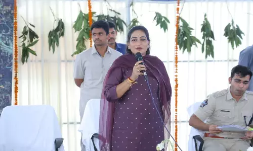 Anitha Vows Comprehensive Development for Nakkapalli Anitha Vows Comprehensive Development for Nakkapalli
