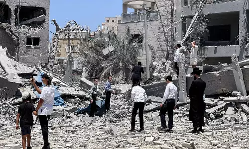 Donations Collected in Kashmir and Ladakh for Iran’s Relief Efforts