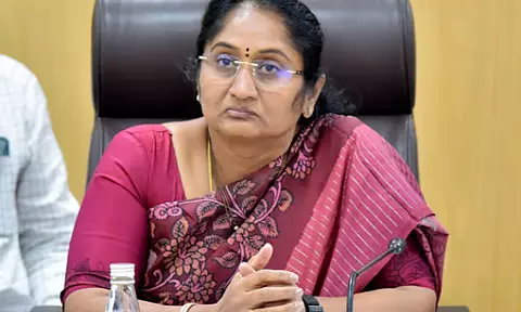 Govt Focus on Upgrading BC Hostels, Says Minister