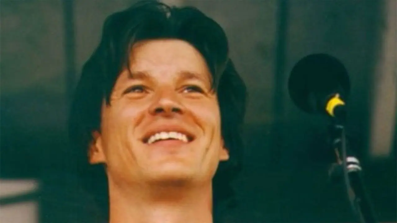 Bluegrass Star Ronnie Bowman Dies at 64