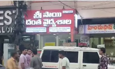 3 Held in Vijayawada for Maintaining Links with Pakistan Handlers 3 Held in Vijayawada for Maintaining Links with Pakistan Handlers