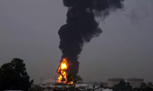 Iran Attacks Continue Amid Trump’s Talk Claims Iran Attacks Continue Amid Trump’s Talk Claims