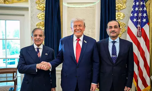 Pakistan Seeks to Mediate Peace Talks With US, Iran in Islamabad