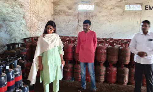 No LPG Shortage in Prakasam, Says Joint Collector