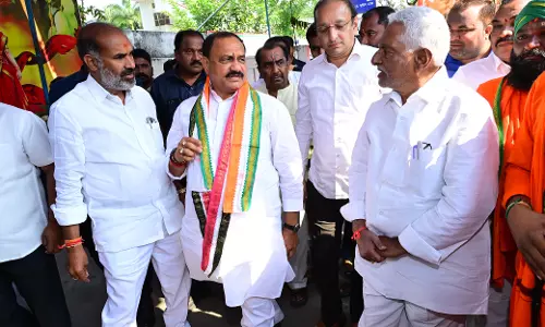 Jeevan Reddy Firm on Quitting Congress Despite Pacification Bid