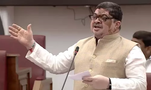 Overseas Scholarship Dues: Ponnam Reassures to Clear the Pending Balance