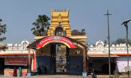 Devotees Face Hardship Due To Poor Roads, Drainage At Ellanthakunta Temple