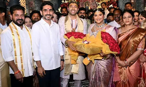 AP, Telangana CMs Share Stage at Guntur Wedding, Signal Rare Bonhomie