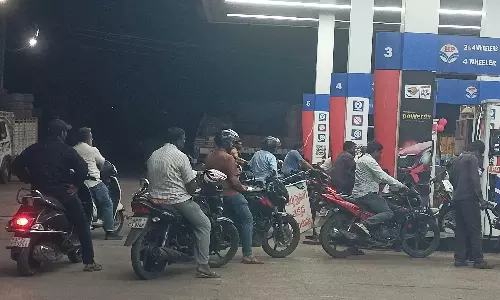 Shortage of Petrol, Diesel; OMCs Trim Supplies to Fuel Bunks