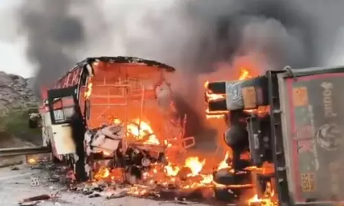 AP Migrant Labourers Among Victims in Markapur Bus Tragedy