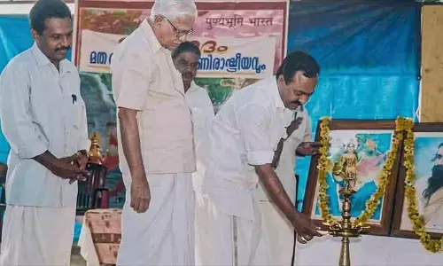 Pinarayi Calls Rahul, A National Leader Who Lacks Even Political Insight Of Local Leader