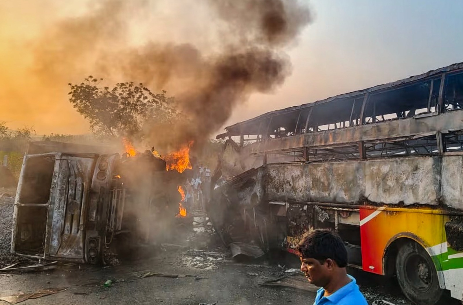 Infant’s Charred Body Found After Long Search in Bus Wreck