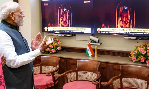 PM Virtually Witnesses Surya Tilak Ceremony at Ayodhya Temple