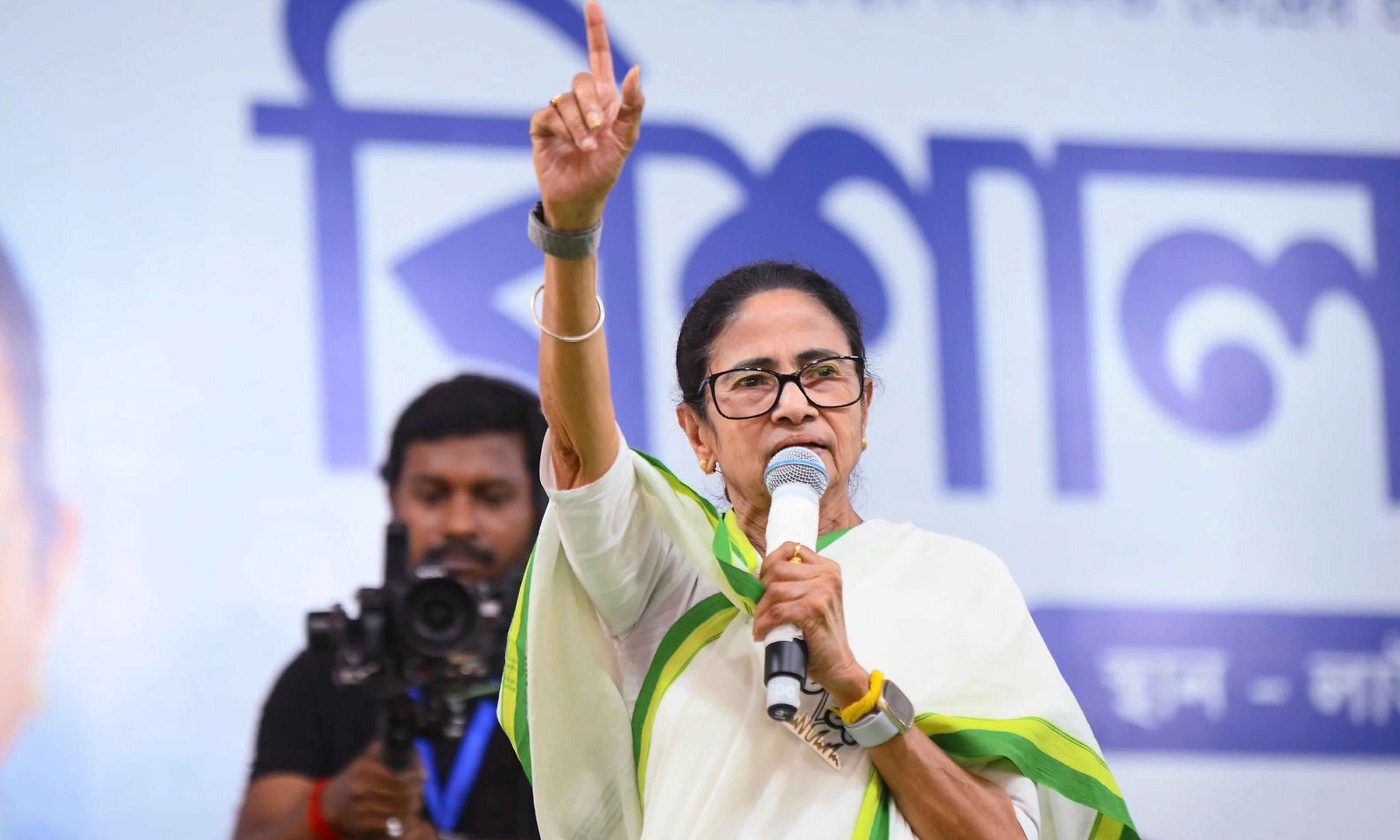 BJP Will Lose Power Nationally if it Targets Bengal: Mamata Banerjee