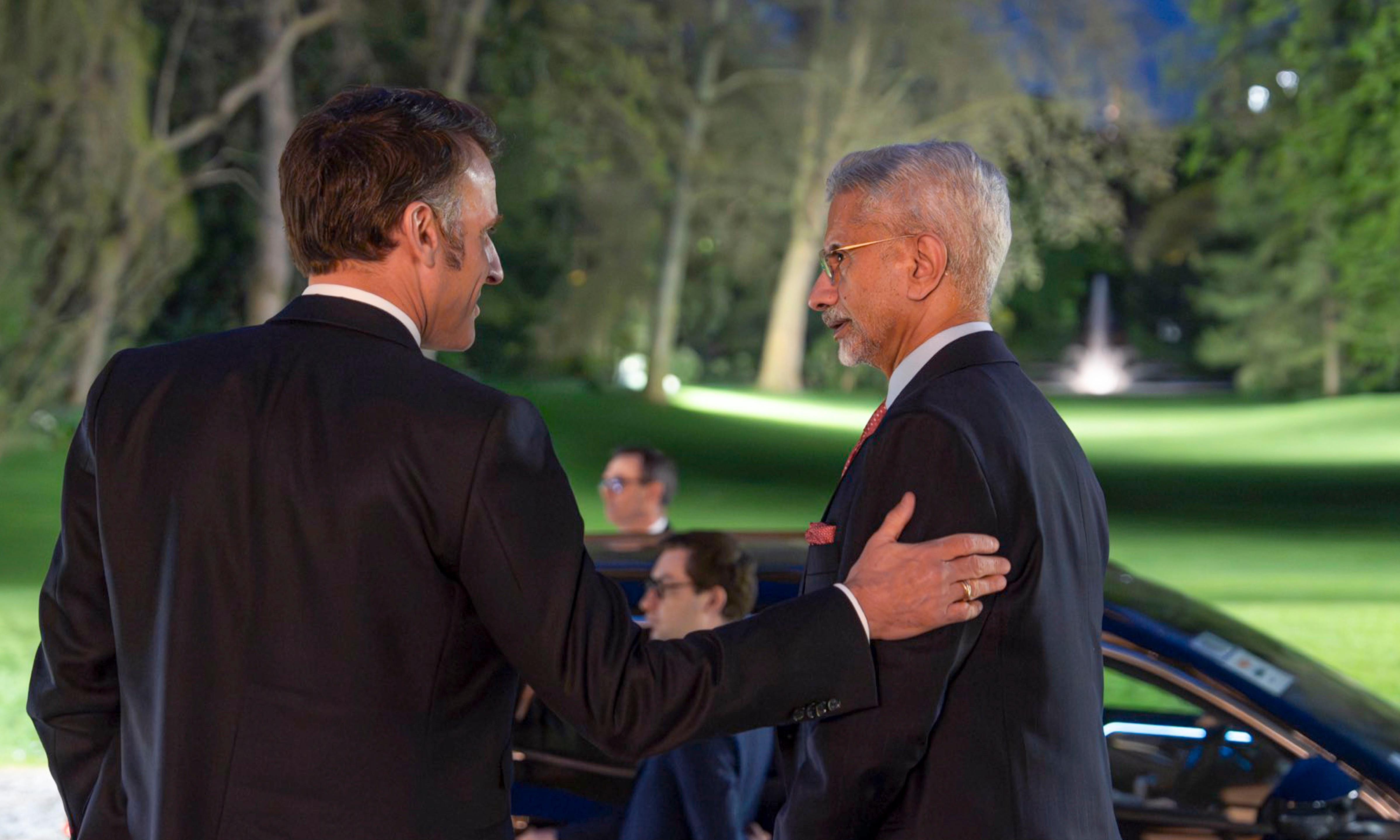 Jaishankar Meets French President Macron on G7 Summit Sidelines