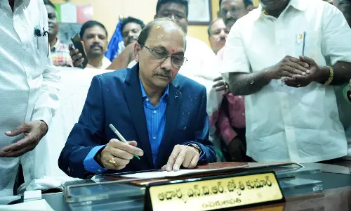 Prof N.V.R. Jyothi Kumar Takes Charge as SKU Vice-Chancellor