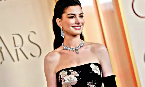 Collarbone Becomes The Cynosure Of All Eyes At The Oscars