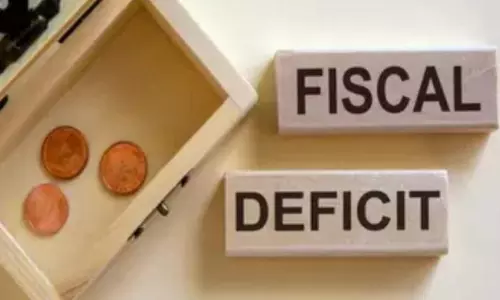Centre’s Fiscal Deficit Touches ₹12.52 Lakh Crore at Feb-End