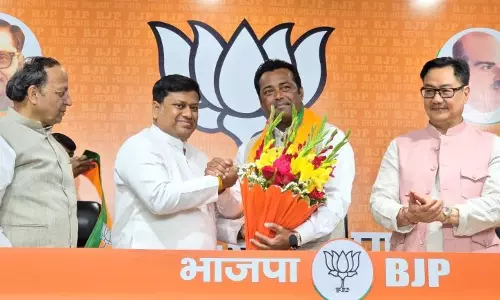 Tennis Icon Leander Paes joins BJP