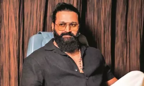 Rishab Unfollows Everyone on Instagram Rishab Unfollows Everyone on Instagram