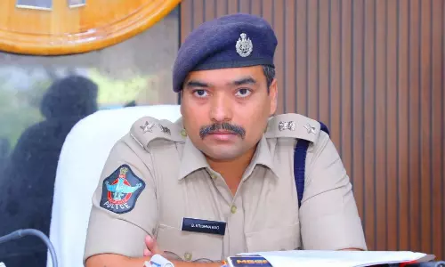 Telugu Desam MLA Stages Sit-in at Palnadu SP Office on Legal Advisor Post