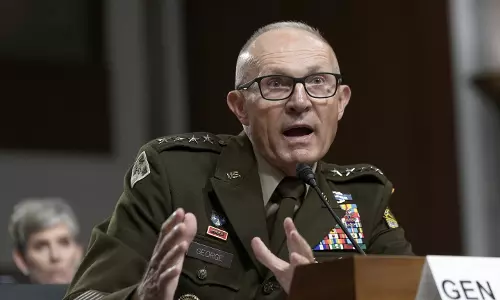 US Army Chief of Staff Asked to Step Down by Hegseth, Sources Say