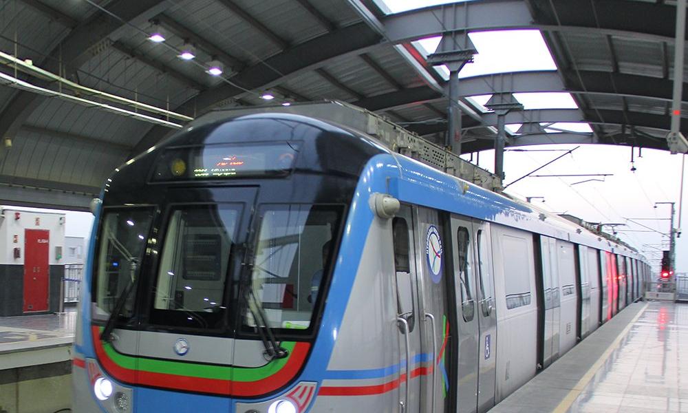 HMRL Plans To Enhance Passenger Services; AMD Inspects Metro Stations