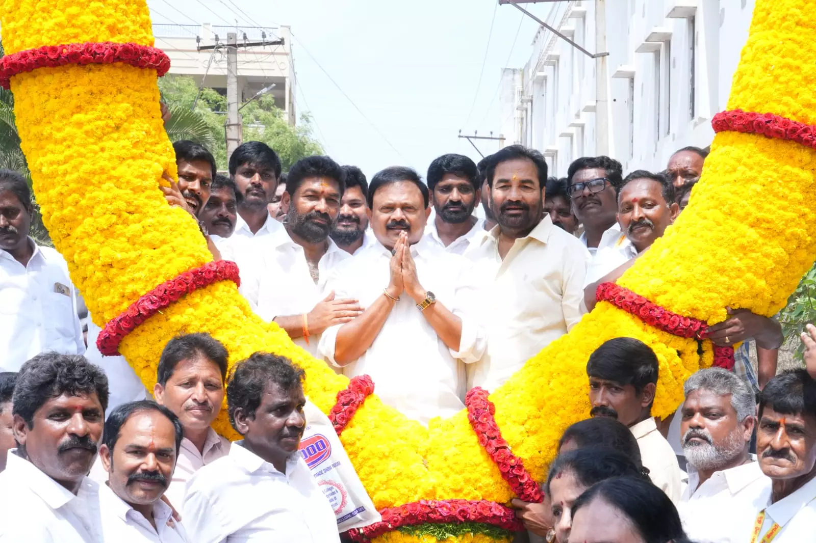 Sridhar Reddy Targets Jagan, Highlights Development Works in Nellore Rural