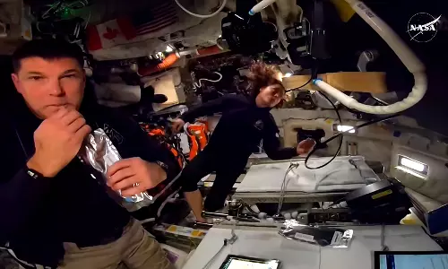 Artemis Astronauts Pass Half-Way Point on Way to Moon