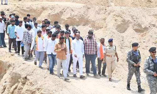 Bandi Opposes Dump Yard At Huzurabad Bandi Opposes Dump Yard At Huzurabad