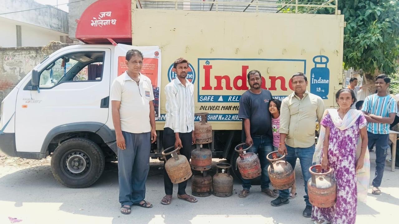 Government Ramps Up 5-kg LPG Sales Without Address Proof