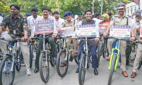 Tirupati–Vizag Cycle Rally Launched Under Drug-Free AP Mission Tirupati–Vizag Cycle Rally Launched Under Drug-Free AP Mission