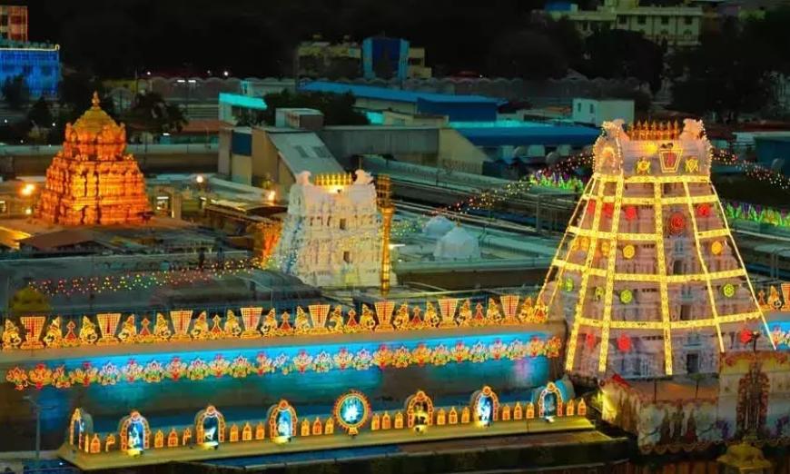 Tamil Nadu Voters Throng Tirumala During Counting Day, Offer Prayers