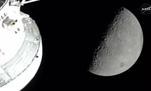 Artemis II Crew Sees Moons Far-Side Parts Never Seen by Humans Artemis II Crew Sees Moons Far-Side Parts Never Seen by Humans